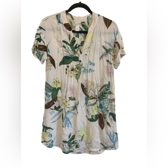 H&M Other - Tropical coverup summer spring vacation H&M lightweight short sleeve dress